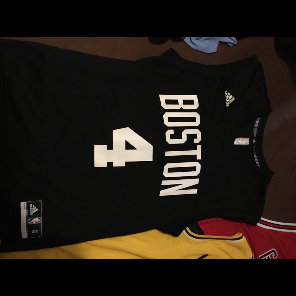Isaiah Thomas Celtics jersey
